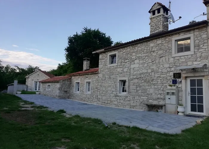 Tailor's House * 라빈